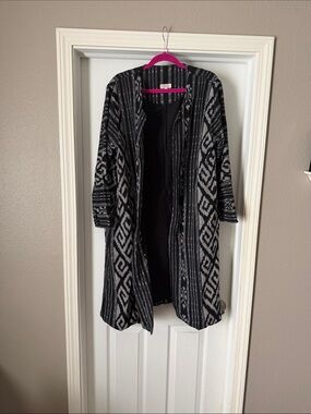 Novica Duster